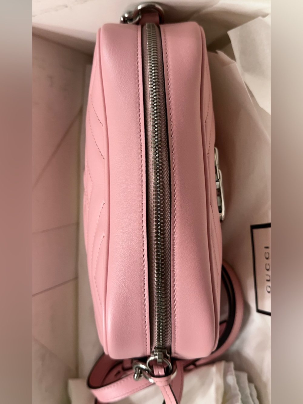 BRAND NEW worn once - Gucci Pink GG Marmont Chevron Leather Camera Bag - Picture 4 of 14